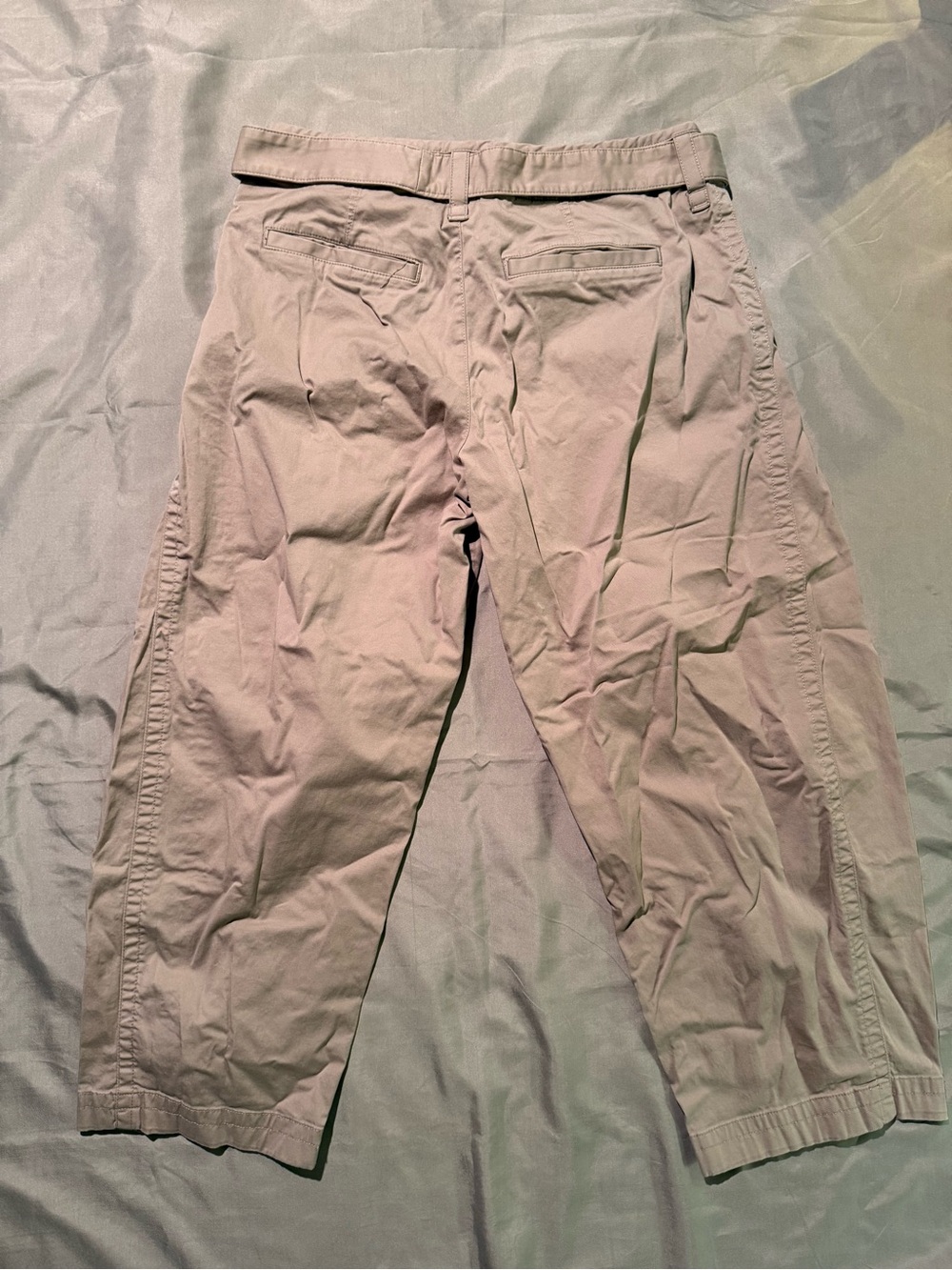 Abercrombie & Fitch Barrel Pants in Light Taupe - Picture 5 of 5